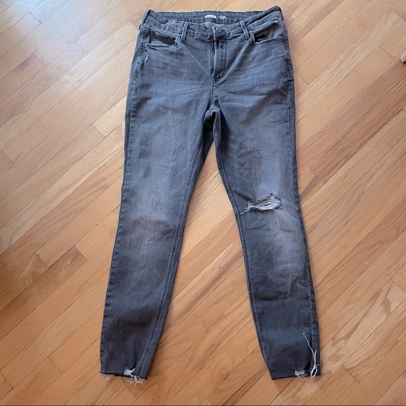 Old Navy Jeans - Picture 3 of 7